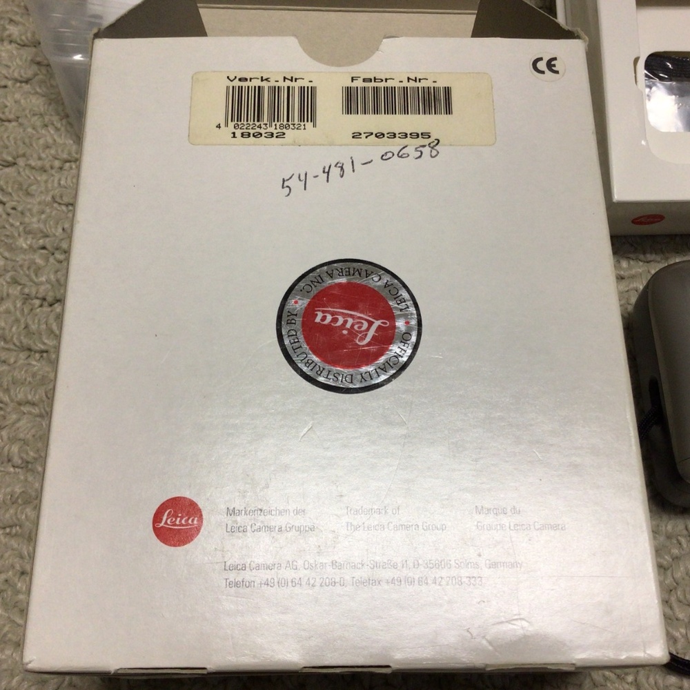 Leica ZX2 Film Camera. Working condition unknown. - Picture 3 of 9